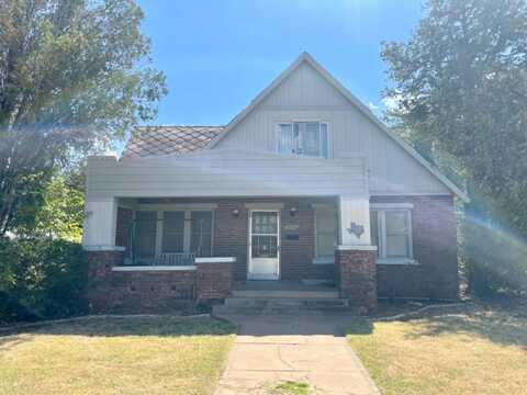 820 W Noel Street, Memphis, TX 79245