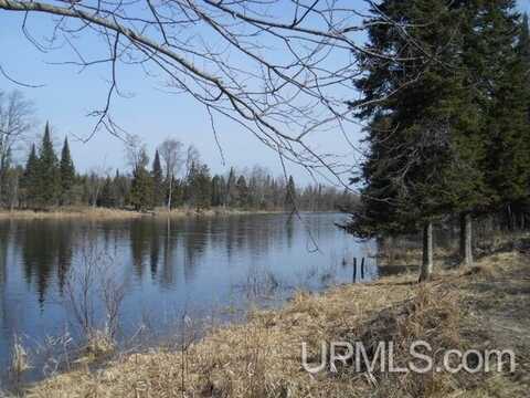 TBD V Lane, Rapid River, MI 49878