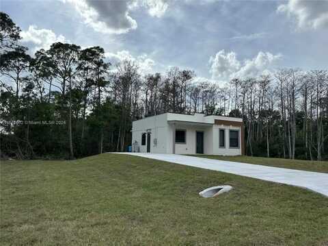 323 Mangonia Ave, Other City - In The State Of Florida, FL 33974