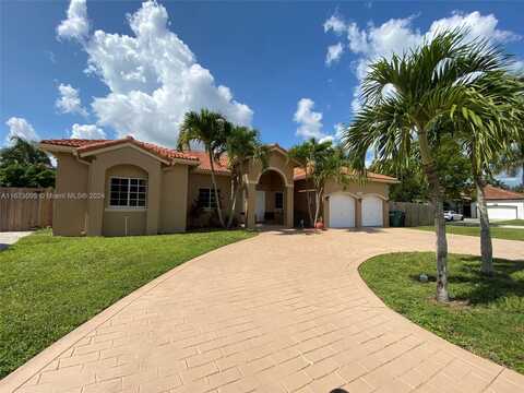 13282 SW 206th Ter, Miami, FL 33177