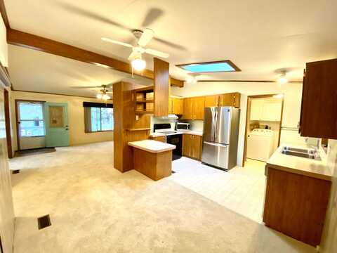 20716 Farenuff Place, Bend, OR 97701