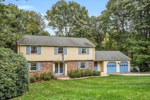 4 Embassy Ln, Andover, MA 01810