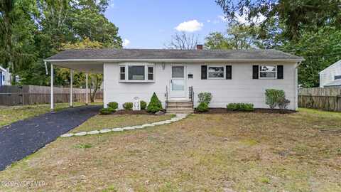 37 Partridge Lane, Bayville, NJ 08721