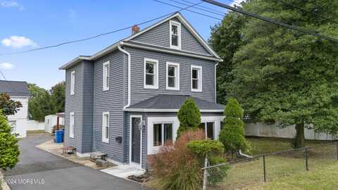 39 Peach Street, Tinton Falls, NJ 07724