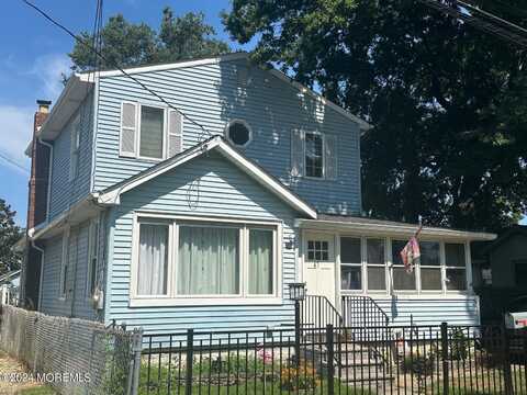 47 Beaconlight Avenue, Keansburg, NJ 07734