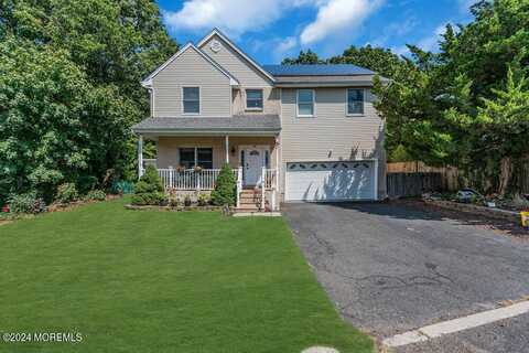 25 Oakshades Avenue, Aberdeen, NJ 07747