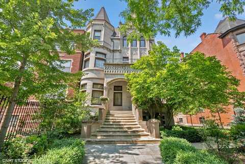 4518 S Drexel Boulevard, Chicago, IL 60653