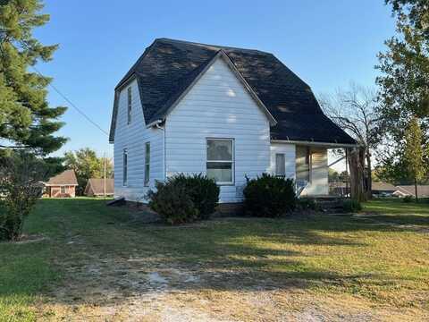 813 Locust Street, Macon, MO 63552