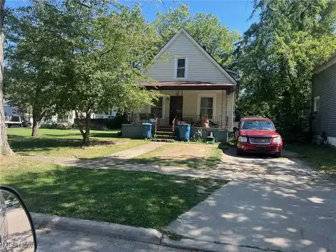 3521 Omaha Avenue, Lorain, OH 44055