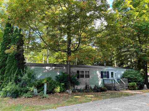 7400 Lakeview, Charlevoix, MI 49720