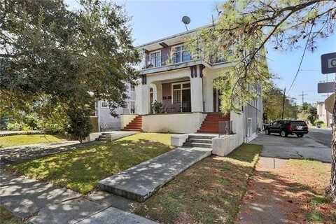 8238 SYCAMORE Street, New Orleans, LA 70118