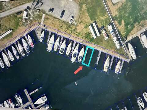 Slip 113 Pecan Grove Marina, Oriental, NC 28571