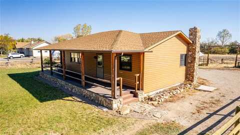 84 Southfork Rd, Cody, WY 82414