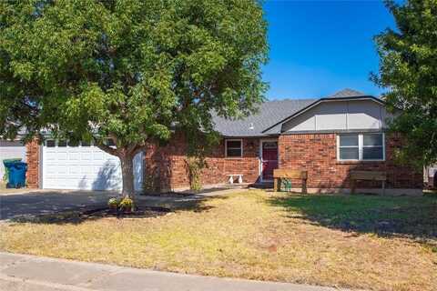 907 Ranchoak Court, Yukon, OK 73099