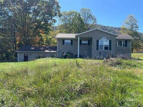 56 Hampton Dr, Parsons, WV 26287