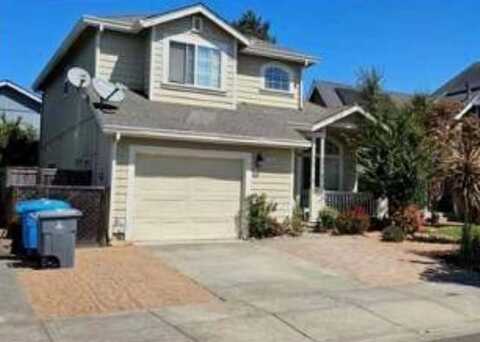 2289 Claiborne, Santa Rosa, CA 95403