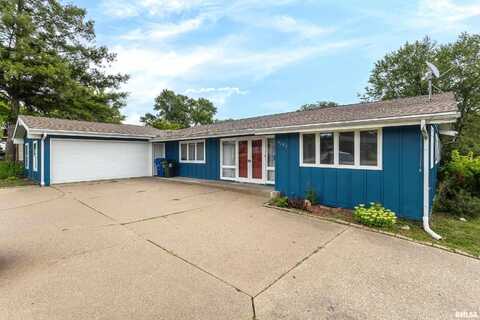 4007 EL RANCHO Drive, Davenport, IA 52806