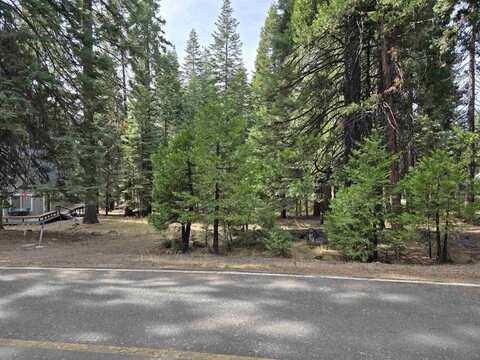 615 Clifford Trail, Lake Almanor, CA 96137