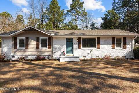 620 E New England Avenue, Pinebluff, NC 28373