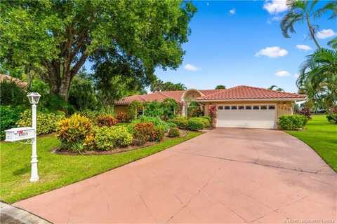 1395 SW Bent Pine Cove, Port Saint Lucie, FL 34986