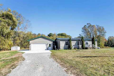 6516 YOUNG Road, OCONTO, WI 54153