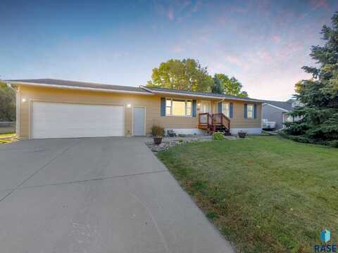 300 N Hagemeyer Dr, Tea, SD 57064