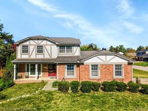 3042 Rolling Green Circle S, Rochester Hills, MI 48309