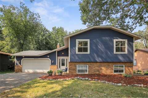 8444 Pleasant View Drive, Mounds View, MN 55112