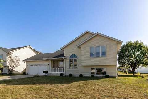 105 Quinion Drive, Mankato, MN 56001