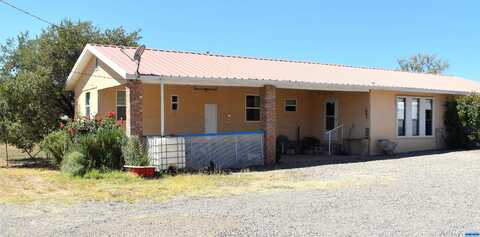 113 Arenas Valley Road, Silver City, NM 88061