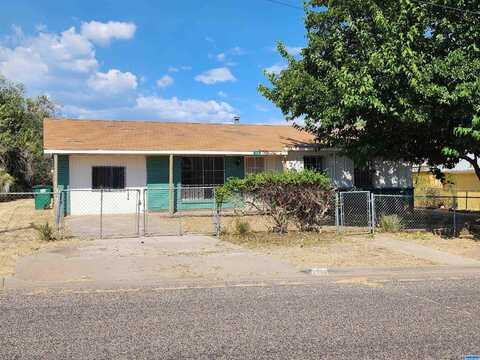 704 Lincoln, Santa Clara, NM 88026