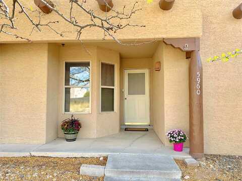 5960 Sierra Nevada, Santa Fe, NM 87507