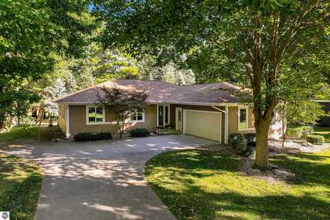 3538 Country Club Drive, Traverse City, MI 49684