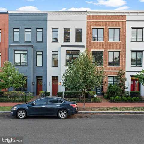 1321 D STREET SE, WASHINGTON, DC 20003