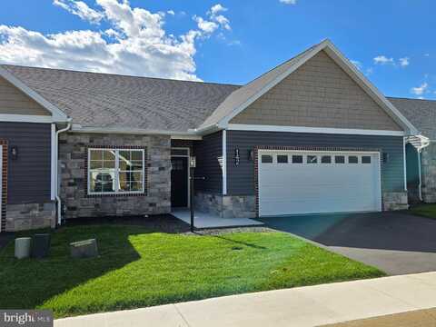 142 BLACKBIRD LANE, SHIPPENSBURG, PA 17257