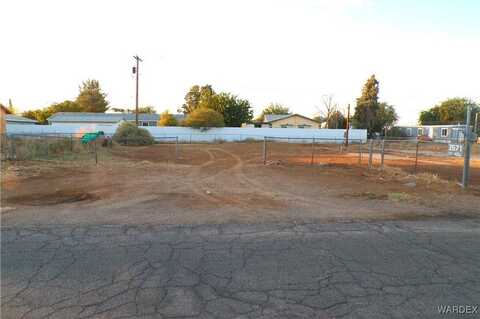 3571 E Ryan Avenue, Kingman, AZ 86409