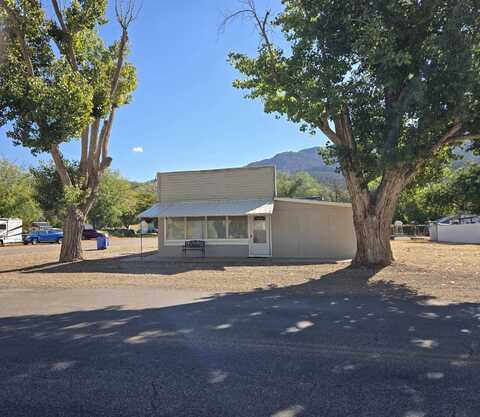 15 S Main Street, Kanarraville, UT 84742