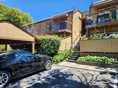 5317 Ridgeview Circle, El Sobrante, CA 94803