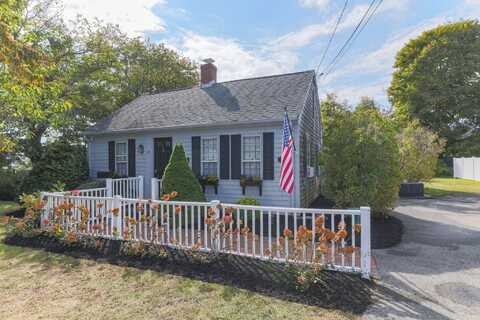 9 Station Avenue, South Yarmouth, MA 02664