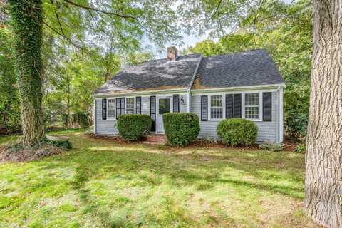 19 Union Street, Yarmouth Port, MA 02675