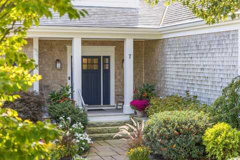 7 Telegraph Hill Road, Provincetown, MA 02657