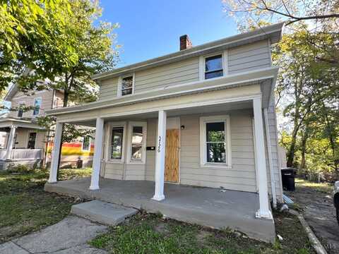 5726 St Elmo Avenue, Cincinnati, OH 45224