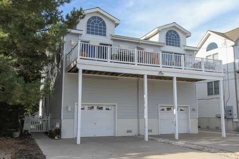 210 81st, Sea Isle City, NJ 08243