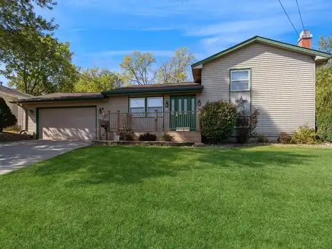 1006 W Jefferson Street, Knoxville, IA 50138