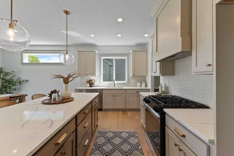 355 NW Woodmoor Drive, Waukee, IA 50263