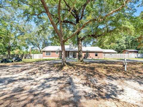 3241 Auburn Road, Crestview, FL 32539