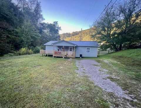 128 Rene Ln., Prestonsburg, KY 41653