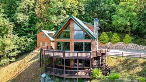 71 Hidden Valley Drive S, Ellijay, GA 30536