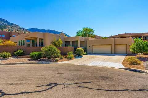 13500 EMBUDITO VIEW Court NE, Albuquerque, NM 87111