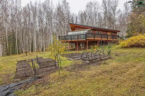 1657 OLD JOHN TRAIL, Fairbanks, AK 99709